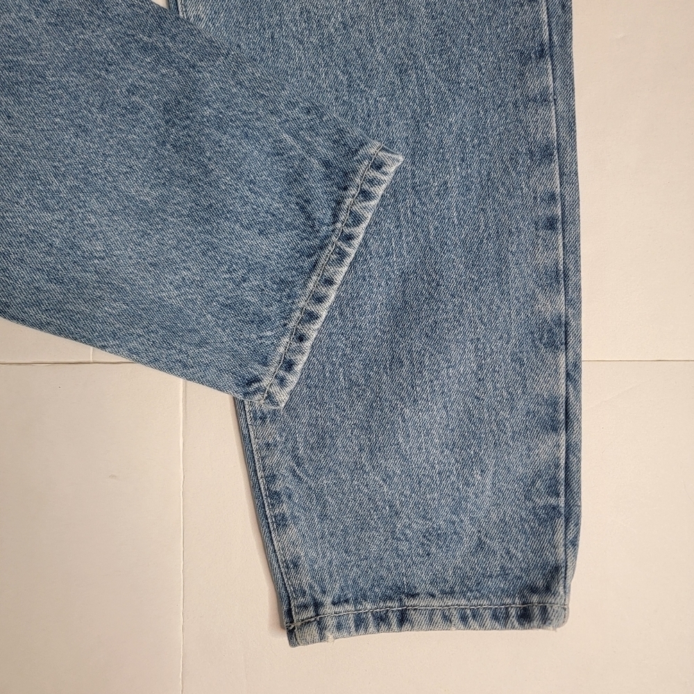 Zara Light-Blue High Rise Distressed Mom Jeans - Picture 7 of 9